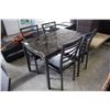 Image 2 : TABLE WITH 4 CHAIRS