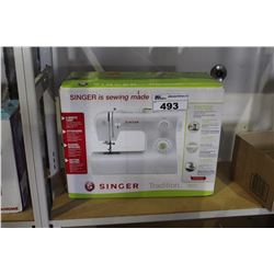 SINGER SEWING MACHINE