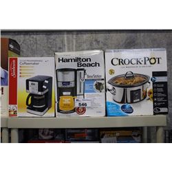 SHELF LOT OF 2 COFFEE MAKERS AND CROCKPOT