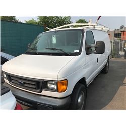 2006 FORD E-350 VAN, WHITE, GAS, AUTOMATIC, VIN#1FTSE34L26HA52479, 211,040KMS, RD,TW, TOOLBOX AND