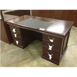 MAHOGANY TRADITIONAL 5' EXECUTIVE DESK