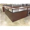 Image 1 : MAHOGANY 6' X 8.5' RECEPTION DESK