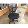 Image 2 : BLACK MESH BACK TASK CHAIR