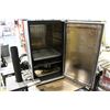 Image 2 : BRADLEY SMOKER WITH SMOKER PUCKS - USED ONLY 3 TIMES
