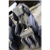 Image 2 : TITAN TP8400 MASSAGE CHAIR, RETAIL VALUE $4000