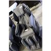 Image 2 : TITAN TP8400 MASSAGE CHAIR, RETAIL VALUE $4000