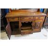 Image 2 : BEAUTIFUL ANTIQUE OAK SIDEBOARD WITH MIRRORED BACKSPLASH