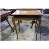 Image 1 : FRENCH PROVINCIAL WRITING DESK