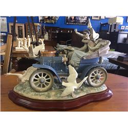 LARGE LLADRO FIGURINE NO. 886 SIGNED BY ARTIST, MAN AND WOMEN IN GILLESPIE WITH GEESE