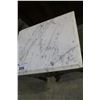 Image 2 : BEAUTIFUL ANTIQUE MAHOGANY AND MARBLE TOP SIDE TABLE