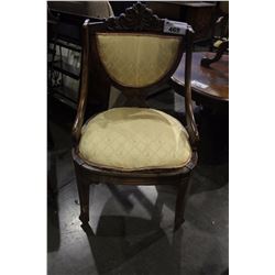ANTIQUE SIDE CHAIR