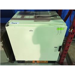FISHER ISOTEMP INCUBATOR 200 SERIES