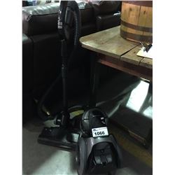 SAMSUNG CANISTER VACUUM