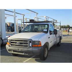 1999 FORD F250 SERVICE TRUCK VIN/SN:1FDNF20FXXEE50168 7.3L POWERSTROKE DIESEL ENGINE, A/T, KNAPHEIDE