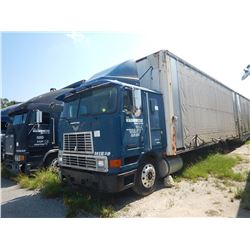 1999 INTERNATIONAL 9800 CAR CARRIER TRUCK VIN/SN:1HSRUAMR2XH212380 T/A, DETROIT DIESEL ENGINE, 13 SP