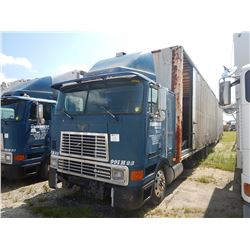 1999 INTERNATIONAL 9800 CAR CARRIER TRUCK VIN/SN:1HSRUAMR3XH211979 T/A, DETROIT DIESEL ENGINE, 13 SP