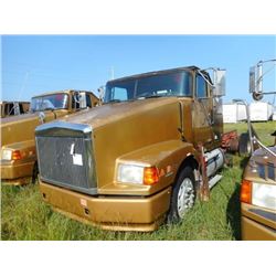 1998 VOLVO WIA64T CAB & CHASSIS TRUCK VIN/SN:4VHWDBGH8WN748614 T/A, 425 HP VOLVO D12 ENGINE, 10 SPEE