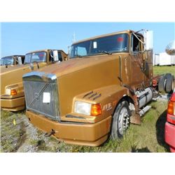 1998 VOLVO WIA64T CAB & CHASSIS TRUCK VIN/SN:4VHWDBGH2WN748558 T/A, 425 HP VOLVO D12 ENGINE, 10 SPEE