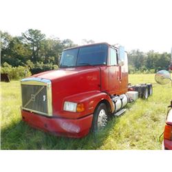 1998 VOLVO WIA64T CAR CARRIER TRUCK VIN/SN:4VHWDBGH7WN748555 T/A, 425 HP VOLVO D12 ENGINE, 10 SPEED 