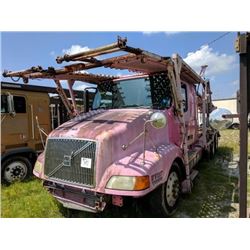 1998 VOLVO VNL64T CAR CARRIER TRUCK VIN/SN:4VG7DBCH1WN760280 T/A, 455HP CAT 3406E ENGINE, 9 SPD TRAN