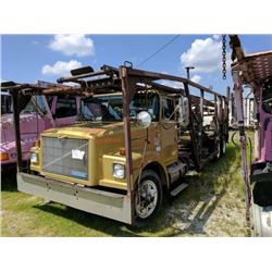 1993 VOLVO/WHITEGMC WAH CAR CARRIER TRUCK VIN/SN:4V2PCBRE0PN668469 T/A, DETROIT DIESEL ENGINE, 7 SPE