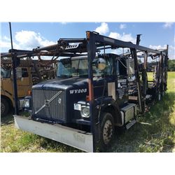 2000 VOLVO WAH64 CAR CARRIER TRUCK VIN/SN:4V5PC2UF4YN248170 T/A, CUMMINS 370HP ENGINE, 10 SPD TRANS,