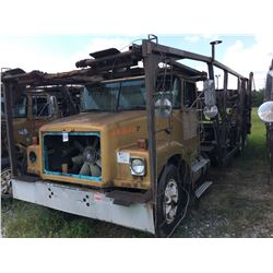 1994 VOLVO/WHITEGMC WAH64 CAR CARRIER TRUCK VIN/SN:4V2PCBRE4RN668543 T/A, DETROIT ENGINE, 7 SPEED TR