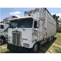 1994 KENWORTH K100B CAR CARRIER TRUCK VIN/SN:1NKELR9X4RJ380114 CAB OVER, T/A, DIESEL ENGINE, 10 SPEE