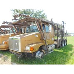 1995 VOLVO/WHITEGMC WIA64T CAR CARRIER TRUCK VIN/SN:4V2WDBRH0SN687700 T/A, DETROIT DIESEL SERIES 60 