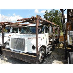 1997 VOLVO WAH64 CAR CARRIER TRUCK VIN/SN:4VHPCAPF3VN737891 T/A, 370 HP CUMMINS ENGINE, 10 SPEED TRA