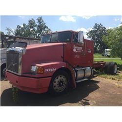 1998 VOLVO WIA64T CAB & CHASSIS TRUCK VIN/SN:4VHWDBGH2WN748575 T/A, 425 HP VOLVO D12 ENGINE, 10 SPEE