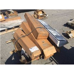 FLUORESCENT LIGHT FIXTURES