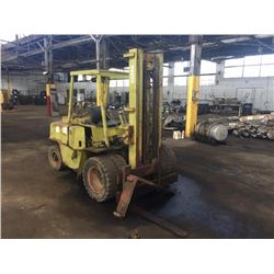 - CLARK FORKLIFT, 2 STAGE MAST, LP GAS, CANOPY, METER READING 6,317 HOURS