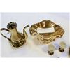 Image 3 : LUSTRE WARE TEASET ON TRAY AND MINT DISH