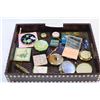 Image 3 : TRAY OF ANTIQUE LADIES COMPACTS