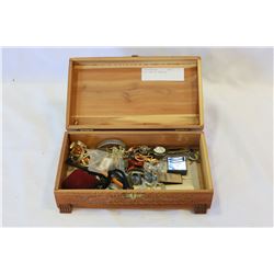 WOOD BOX OF JEWELLRY