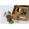 Image 2 : TRAY MINIATURES + COLLECTIBLES
