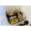 Image 2 : SMALL TOTE OF VINTAGE TOYS