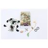 Image 1 : TRAY OF ESTATE BEADED JEWELLRY