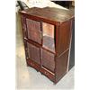 Image 2 : SLIDING DOOR CABINET