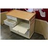Image 2 : MAPLE TOP ROLLING KITCHEN CART