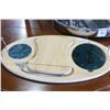 Image 2 : HANGING WALL MIRROR AND CHEESE BOARD