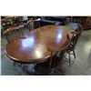 Image 2 : VILAS MAPLE PEDESTLE DINING TABLE WITH 2 LEAFS AND FOUR SPINDLE BACK CHAIRS