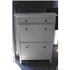 Image 1 : WHITE SHOE CABINET