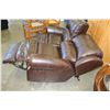 Image 3 : STUDDED BROWN LEATHER DOUBLE RECLINER LOVESEAT