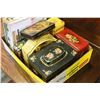 Image 2 : LOT OF VINTAGE TINS