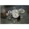Image 1 : SHELF LOT OF CRYSTAL VASES ETC.