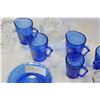 Image 3 : LOT OF 6-PIECE SHIRLEY TEMPLE WARE + 4-PIECE CRYSTAL SET