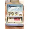 Image 1 : DRESSER BOX WITH CONTENTS
