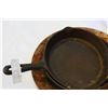 Image 2 : TWO CAST IRON PANS AND GOLD PAN